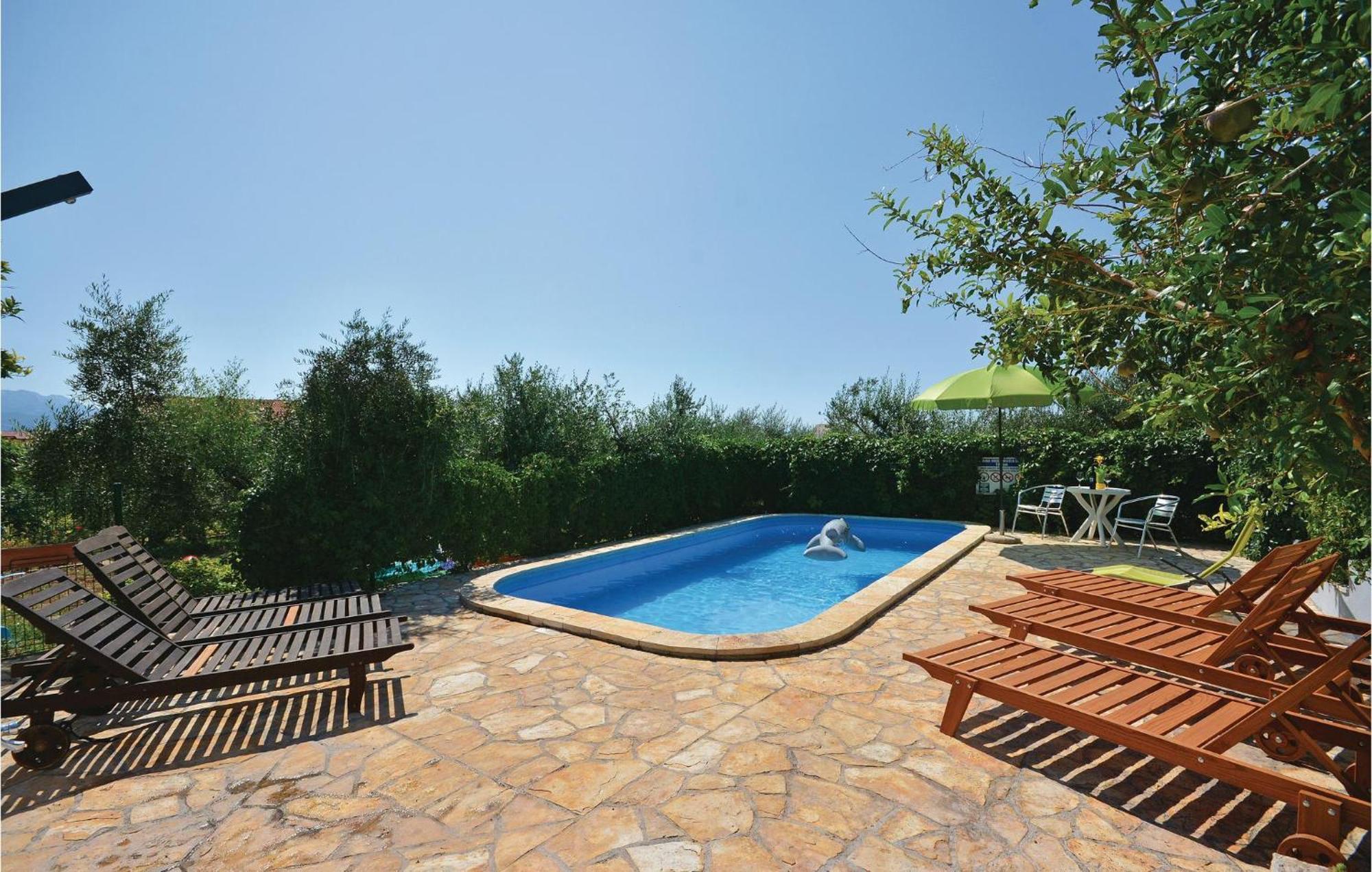 Amazing Apartment In Kastel Sucurac With Kitchen Kastela Exterior photo