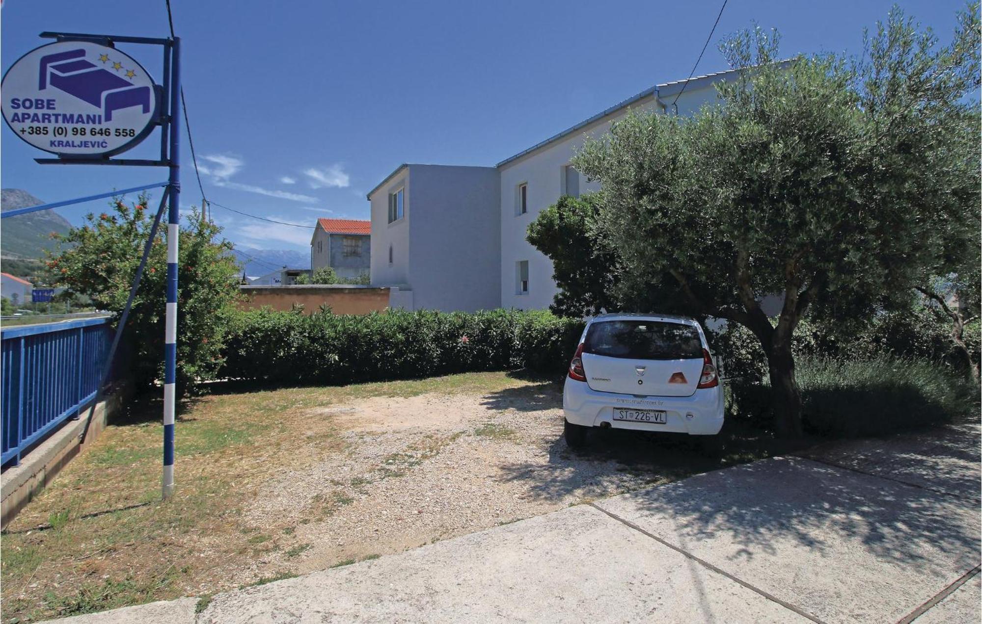 Amazing Apartment In Kastel Sucurac With Kitchen Kastela Exterior photo